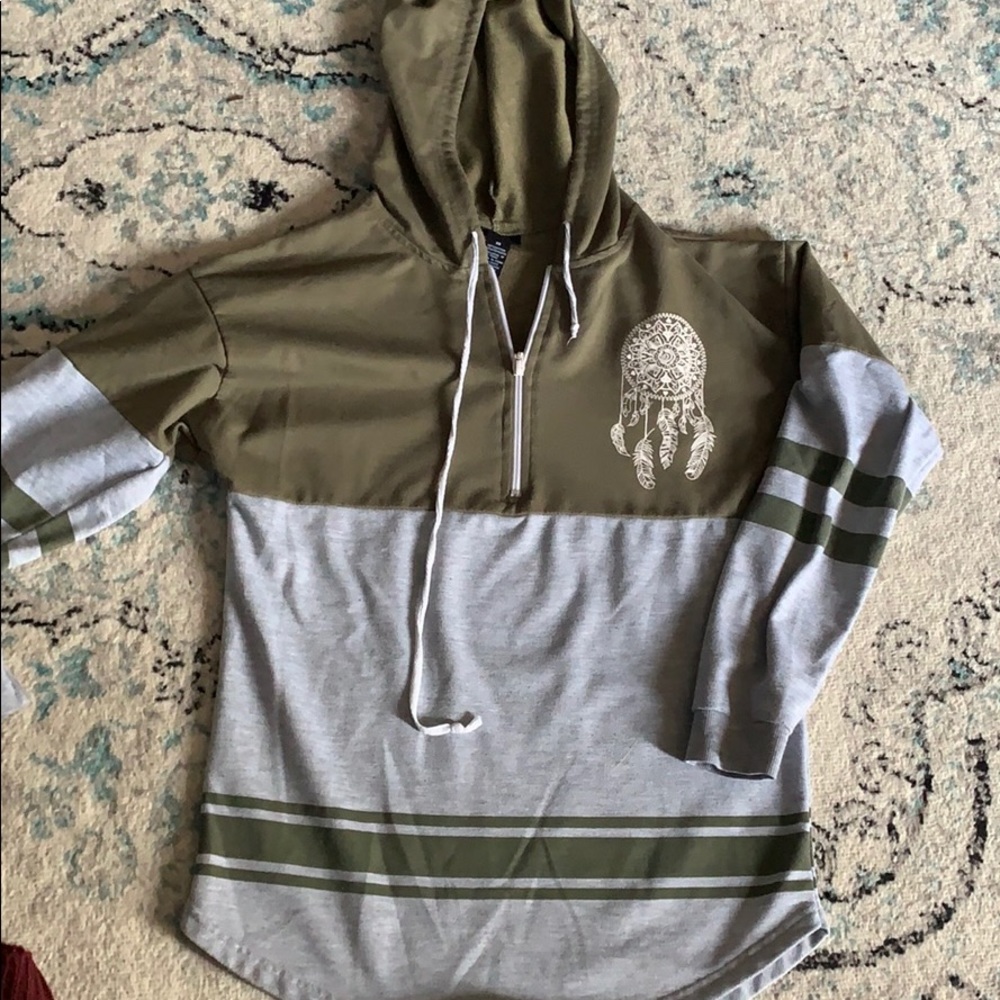 Long sleeve shirt with hood